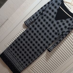 WHBM Elegant Black and White Lined Patterned Dress Size Small